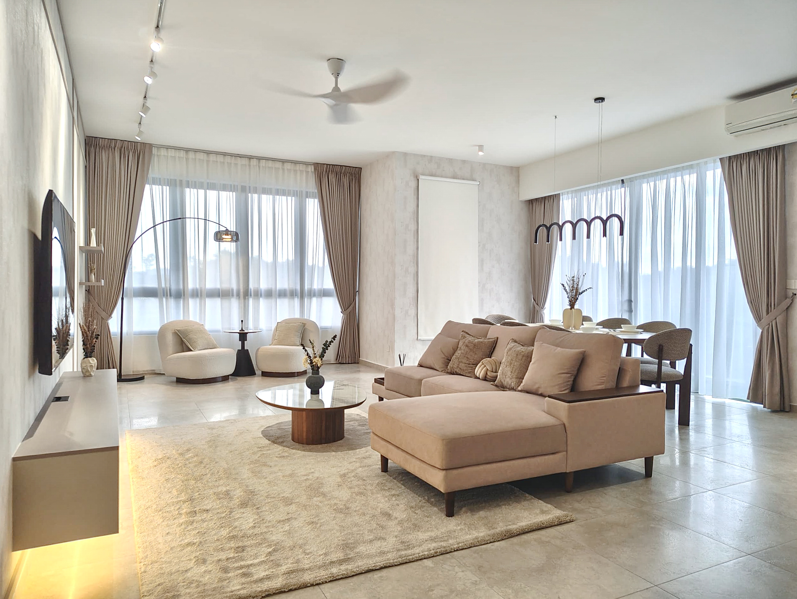 Still Radiance Trinity Pentamont